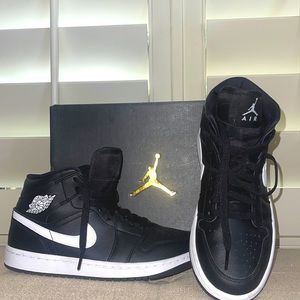 Air Jordan 1s
